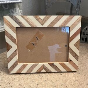 Threshold Chevron Wood and Cream Frame